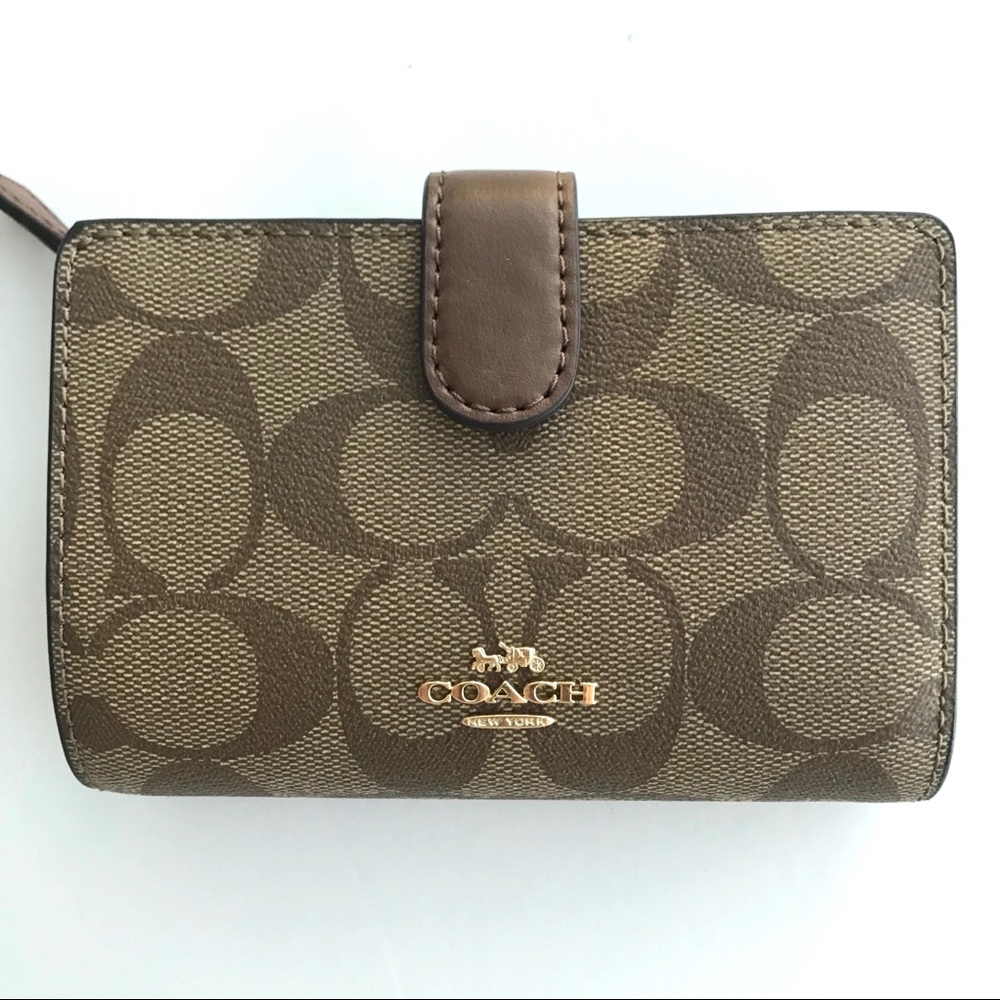 Coach classic signature wallet medium pvc leather